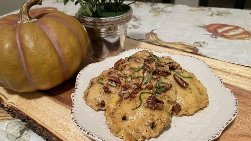 Featured image of post Pumpkin Ravioli with Brown Butter Sauce
